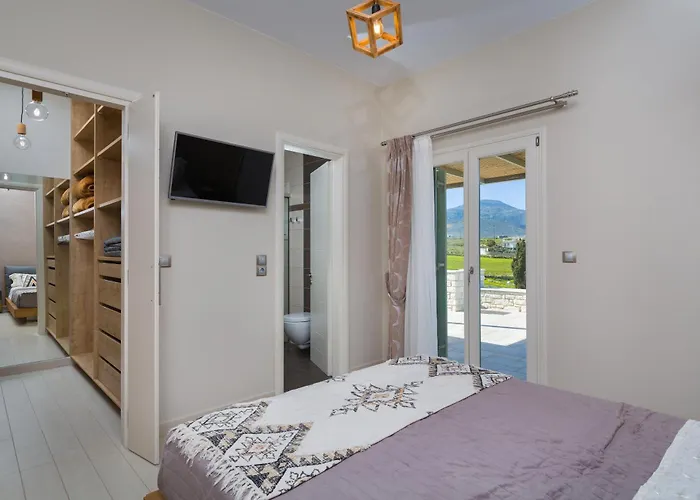 In Blue Logaras Casa de Férias *