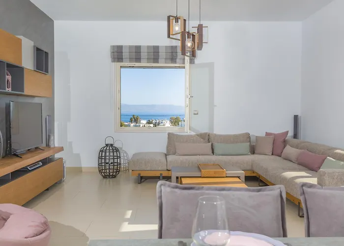 In Blue Logaras Piso Livadi